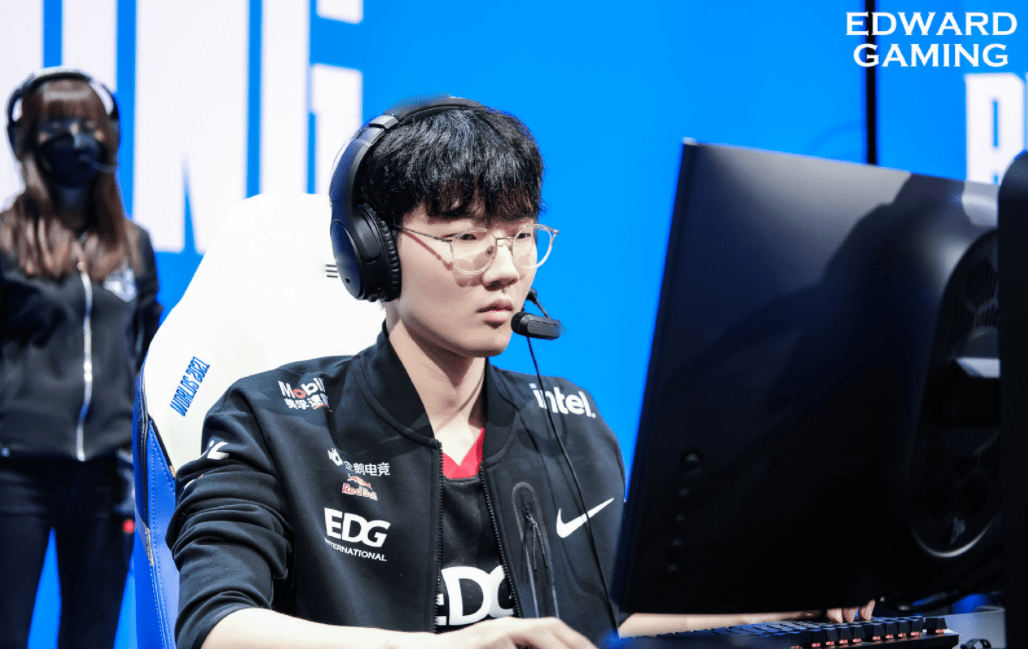 开云下载-100T逆转T1,369惊艳世界的简单介绍