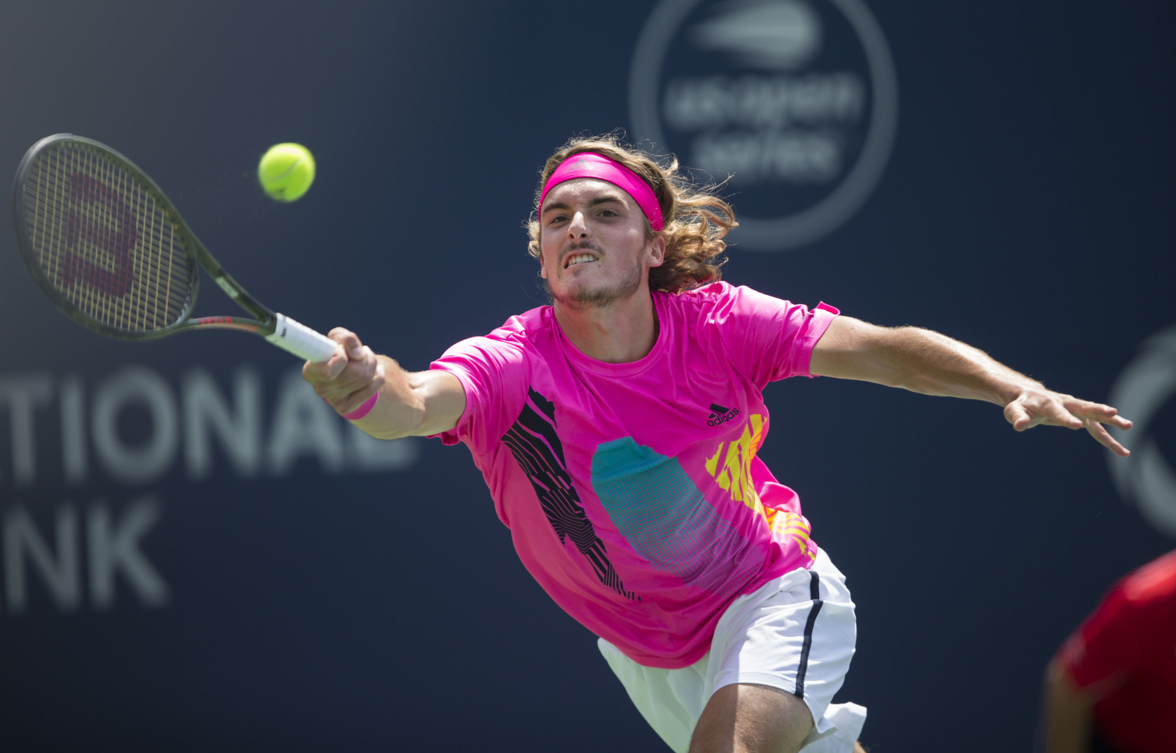 开云体育中国-西班牙网球队血洗意大利网球队,西西帕斯统治全场的简单介绍