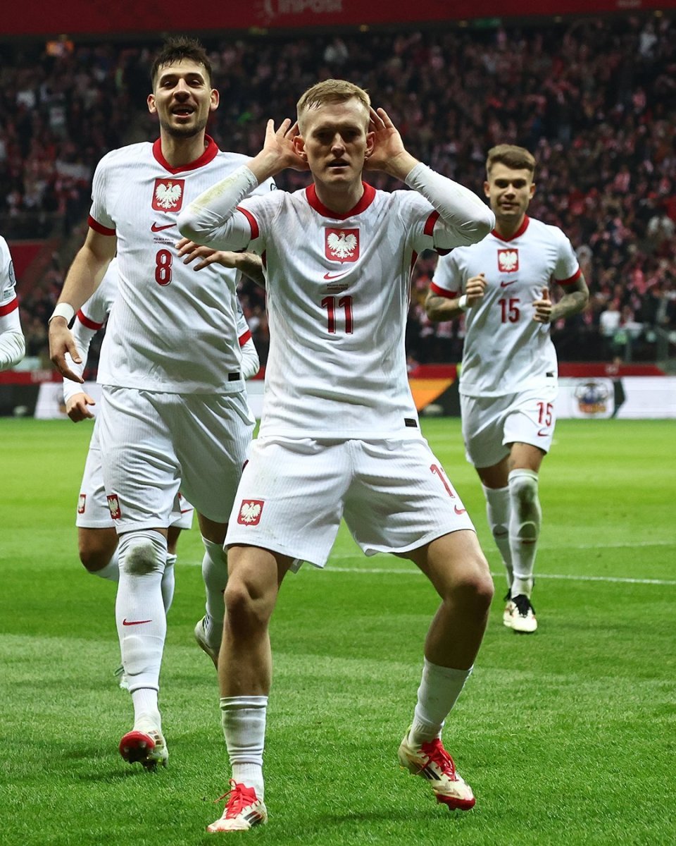 包含欧洲传奇:英国队完胜德国队,取得领先地位的词条 包含欧洲传奇:英国队完胜德国队,取得领先地位的词条