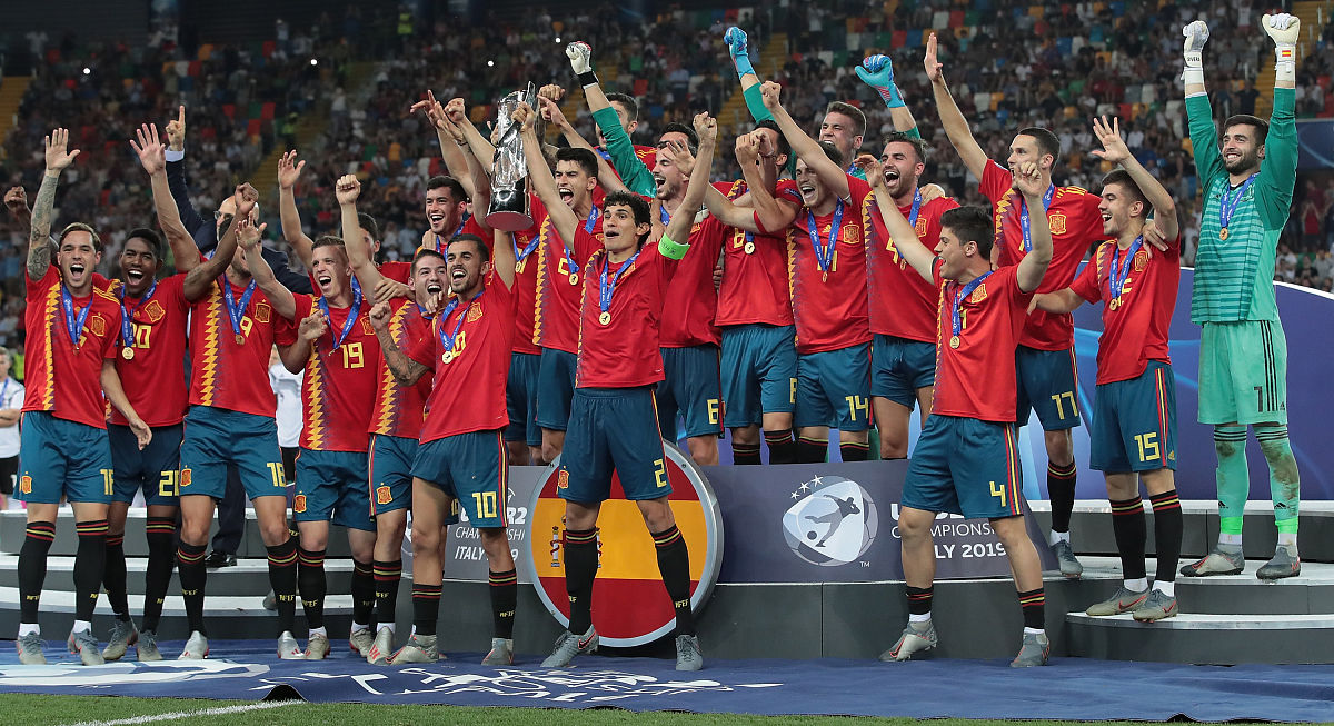 包含欧洲杯决赛名单出炉,两队会擦出怎样的火花?的词条 包含欧洲杯决赛名单出炉,两队会擦出怎样的火花?的词条