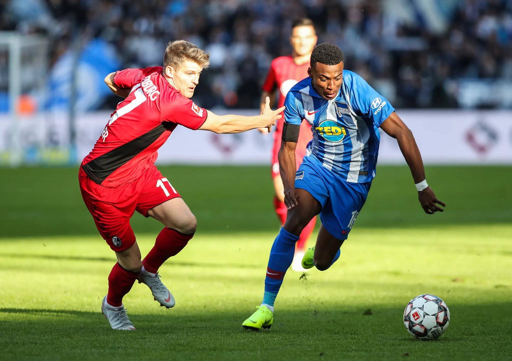 关于沙尔克04击败弗赖堡,继续保持不败纪录的信息 关于沙尔克04击败弗赖堡,继续保持不败纪录的信息