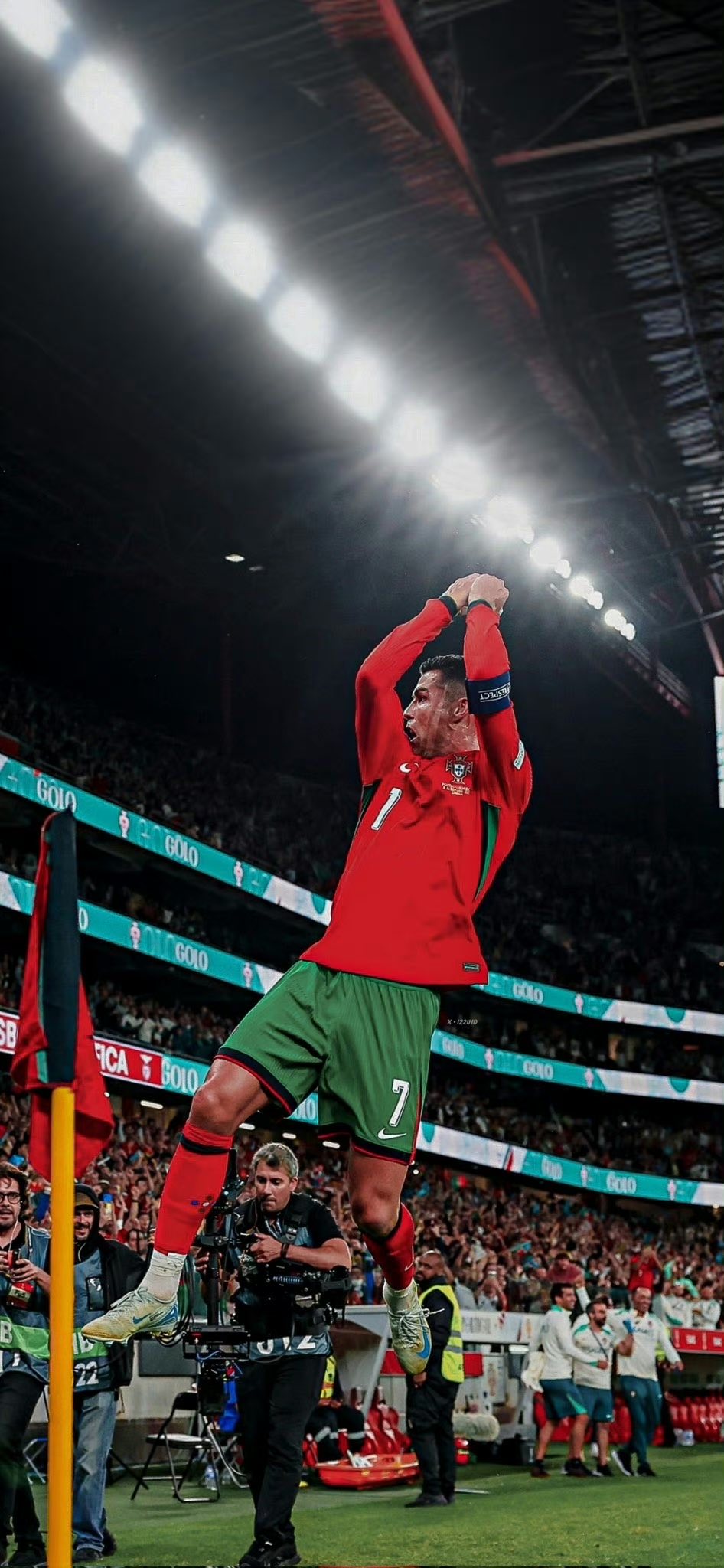 开云体育登录-塞维利亚绝杀巴黎,C罗制霸全场的简单介绍